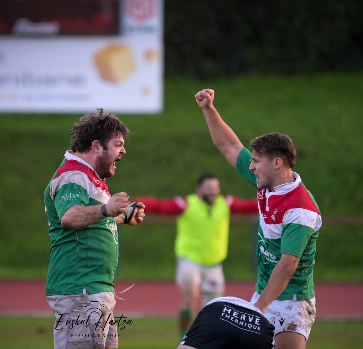 sjlorugby's tweet photo. 𝑰𝒓𝒓𝒊𝒂𝒌 𝑮𝒂𝒃𝒐𝒏𝒆𝒕𝒂𝒓𝒂𝒌𝒐 🤩🎄

#AupaDonibane 🟢🔴 https://t.co/jFbSJ8GVR0