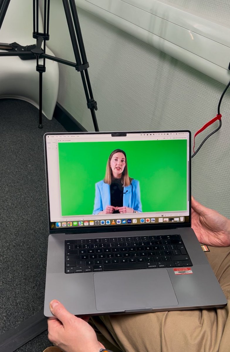 Not your typical day as a sport science academic @UWS_Sport - filming with a green screen behind me! An interesting experience stepping behind the camera and seeing how it all works. 🎥