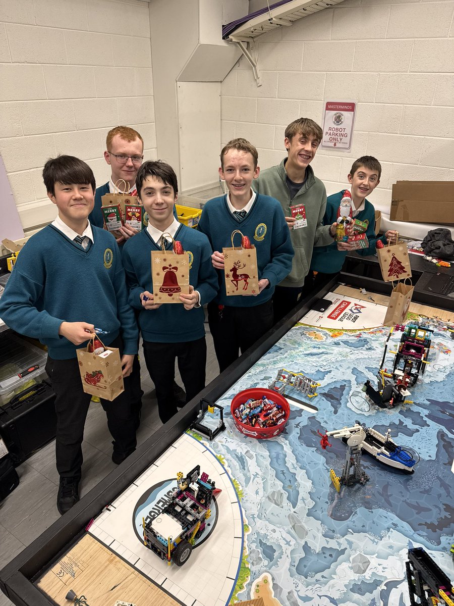 MmhMasterminds's tweet photo. Well done to this fantastic group of boys who have been working hard on their @FLLUK , @ecounesco_yea and @SciFest4STEM projects since September 😊🎄. They are looking forward to more hard work in the new year!! @MounthawkMercy https://t.co/CuPesSvoFV