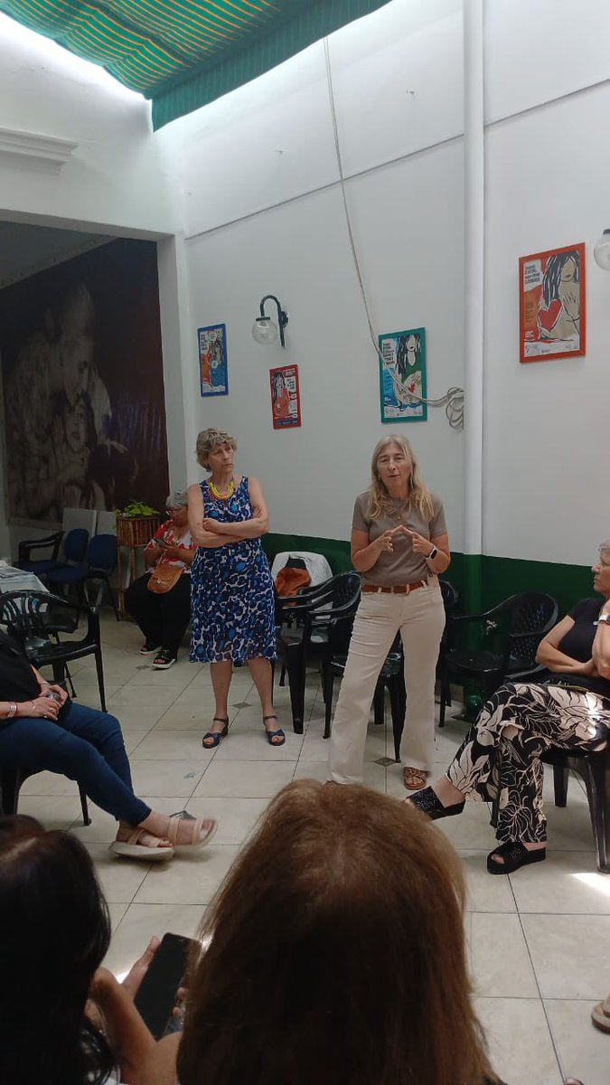 pimpicolombo's tweet photo. Ya comenzó la segunda asamblea del @SACRA mucha participación y entusiasmo. Nos aseguramos que las asambleas del sindicato se puedan hacer virtual y conservar la legalidad. Pero SIEMPRE preferimos que el encuentro sea como ahora: PRESENCIAL. #SalarioparaelAmadeCasa @SacraAm1 https://t.co/BVg4xZlCmS