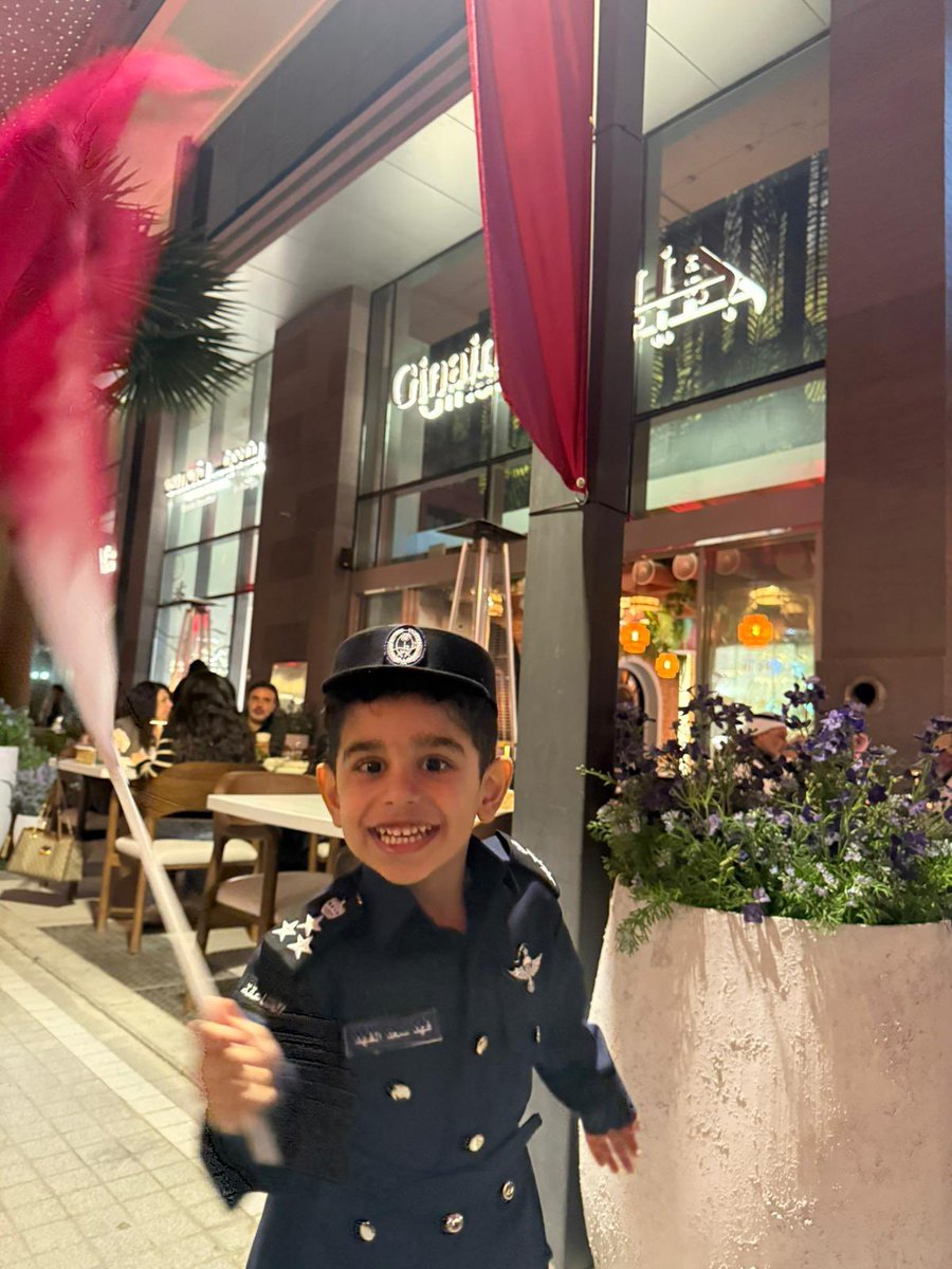 1saadalfahad's tweet photo. العميد فهودي يشارك باليوم الوطني القطري 😅😍
كل عام قطرنا أمن وأمان وعز ونهضة وتطور وجميع المسلمين امين يارب العالمين ❤️ 🇶🇦

 #اليوم_الوطني_القطري https://t.co/iSzXQUOdvS