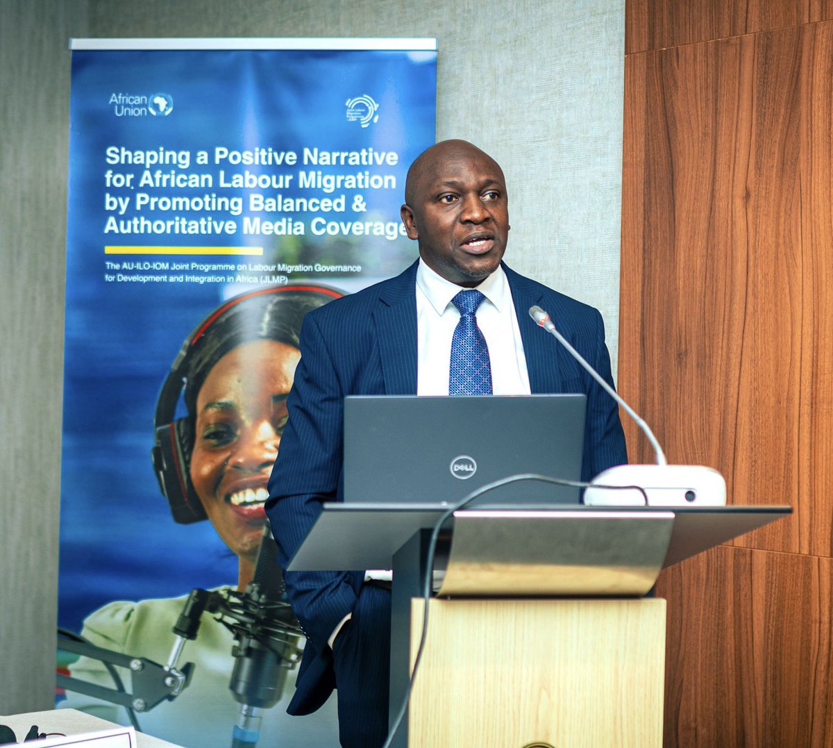 FAJafrica's tweet photo. Today, on #MigrationDay, the Federation of African Journalists (@FAJafrica) highlights the indispensable role journalists play in shaping the narrative on migration within #Africa and beyond. Migration is a powerful force influencing economies, societies and individual lives, and African journalists are at the forefront of telling these stories with accuracy, empathy and depth.
@FAJafrica is committed to uplifting and amplifying the African perspective on labour migration, showcasing its complexities, opportunities and challenges. This year, in partnership with the @_AfricanUnion, @FAJafrica proudly launched the African Labour Migration Journalism Network (ALMJN) - a groundbreaking initiative to empower top-tier journalists across the continent to provide high-quality, extensive coverage on labour migration.
Through ALMJN, African journalists will lead the way in uncovering the stories of workers, families and communities impacted by migration, ensuring that the African narrative is told with dignity, authenticity and authority.
FAJ and its affiliates are determined to shaping a more informed and inclusive dialogue on migration, placing Africa’s voice at the heart of the global conversation, in close cooperation with the @IFJGlobal, @_AfricanUnion, @ilo, @iom