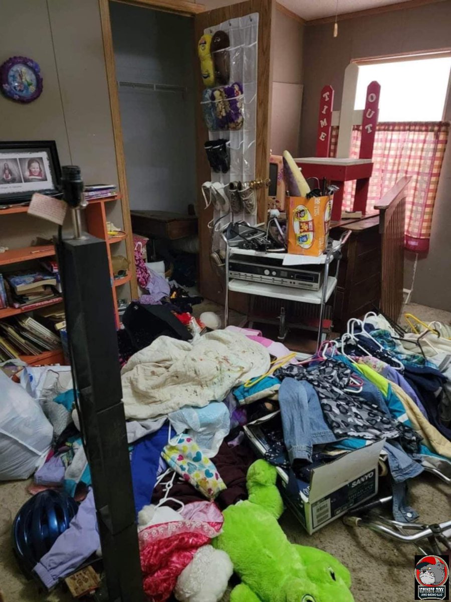 UltJunk_Demo's tweet image. ✨ Ready to declutter and refresh your space? 🌟 Our junk removal services have you covered! Say goodbye to unwanted items and hello to a cleaner, more spacious lifestyle. Let us do the heavy lifting! 💪🏠 
515-371-9443
ultimatejunkanddemo@gmail.com

#CleanoutCrew #JunkRemoval...