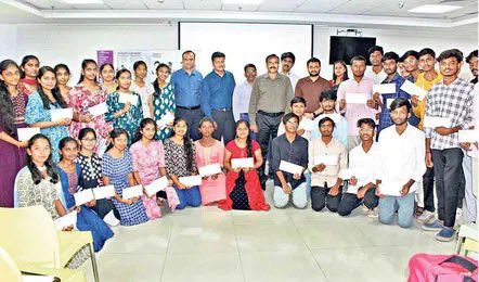 MarriRajasekar's tweet photo. We sincerely #thank the Cybage team for granting the #Cybage Khushboo Scholarship to 14 students of MLR Institute of Technology. 

Your generosity is a beacon of hope, enabling them to pursue higher education &amp; achieve their aspirations. #EducationForAll #MLRIT #Gratitude https://t.co/Cg5nHIq9rW
