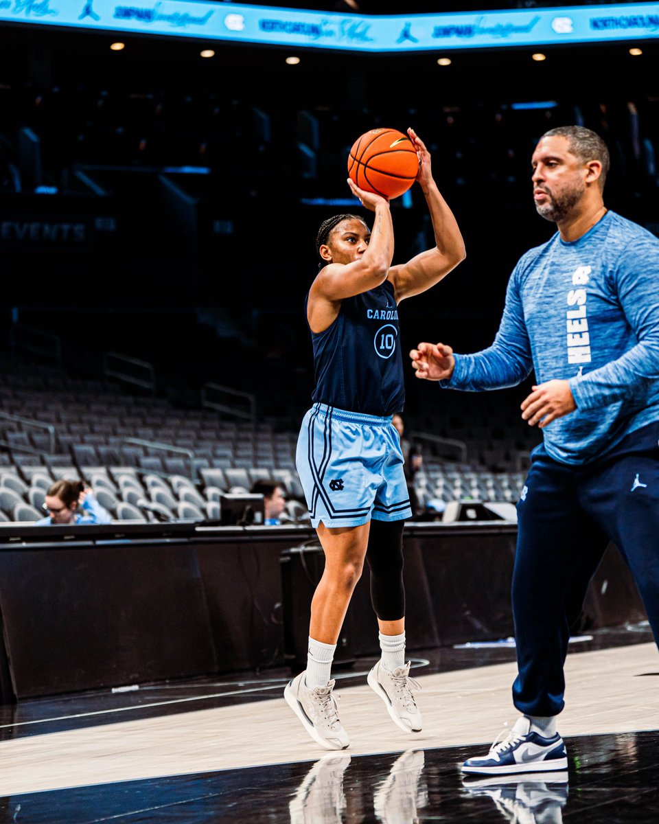 Shots 🆙

📍Spectrum Center