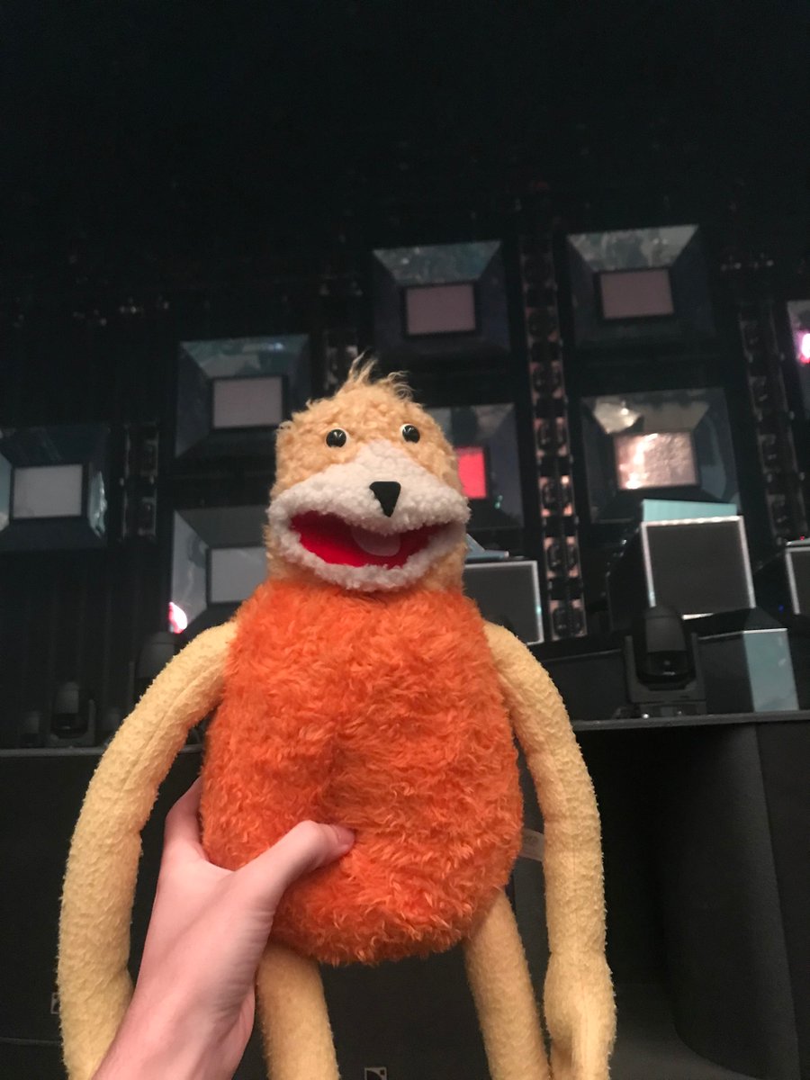 nakataset's tweet photo. FRONT ROW FOSSE AVEC ERIC https://t.co/bGvu356rKJ