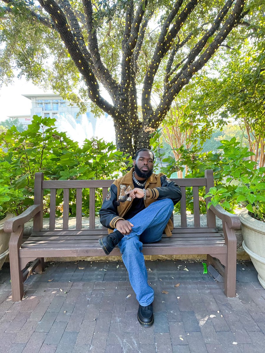 mr_denzeldemby's tweet image. Varsity Blues 🎷  #Mensfashion #stylefinds #dallascontentcreator