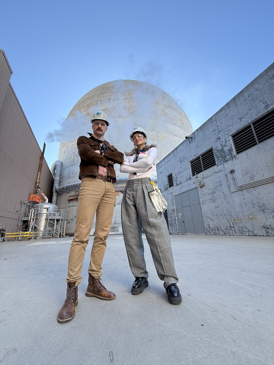DiabloCanyonCA's tweet photo. We had a great time yesterday giving a tour of our plant to @energybants and @isodope. https://t.co/QQW7FVY9qx