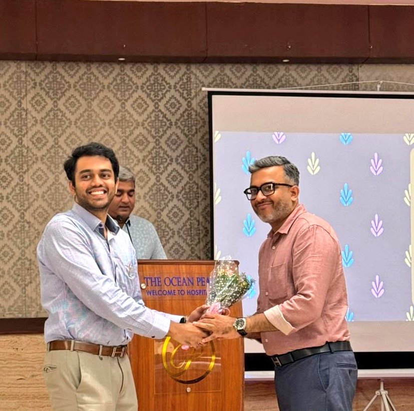 kamathatul's tweet image. Being secretary of SKOS, welcoming Dr. Vikram Jain who was the moderator for the symposia!
#Ophthalmology #Skos #Cornea