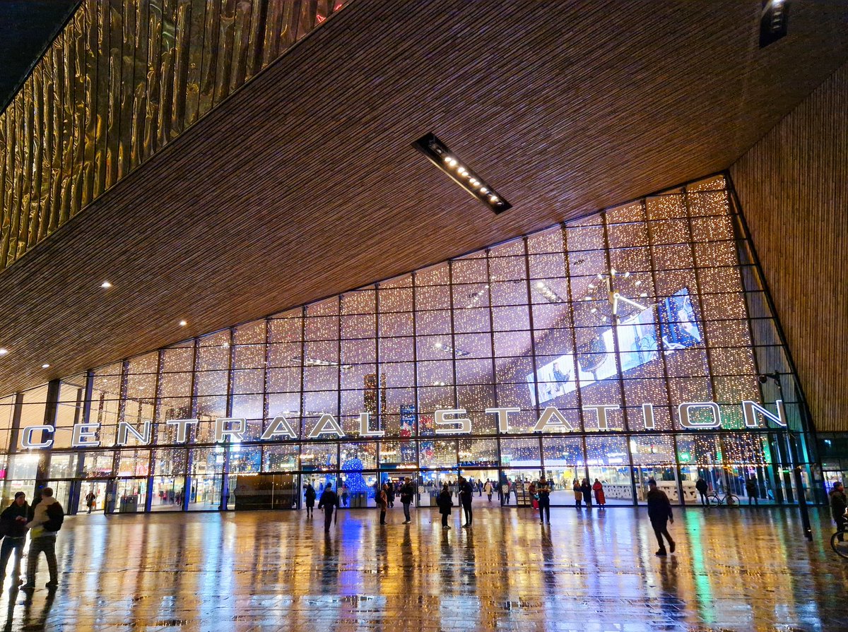 TimMcKenna01's tweet image. Nearing the end. The slow travel across Turkey has gradually speeded up to the point where the last few days and countries have been a blur. I barely know where I am. This place could easily be Rotterdam, or Liverpool, or anywhere or Rome. Actually I'm pretty sure it's Rotterdam.