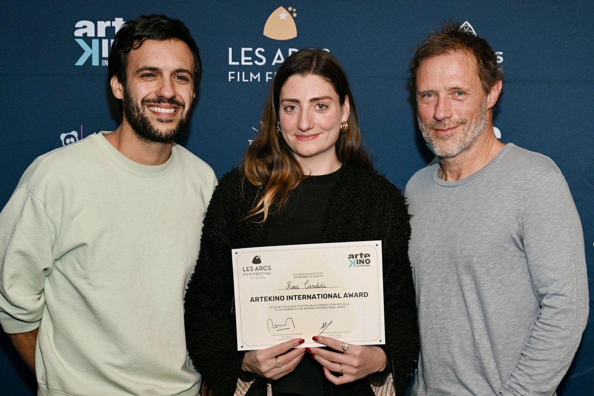 ArteKino (@arte_kino) on Twitter photo 🎬<a href="/lesarcsfilmfest/">Les Arcs Film Festival</a>, le prix <a href="/Arte_Kino/">ArteKino</a> International a été remis au projet "ROSA CANDIDA" de <a href="/AnspachClara/">Clara Lemaire Anspach</a> 👏
Production <a href="/hautetcourt/">Haut et Court</a> <a href="/eliottkhayat/">Eliott Khayat</a>
#Cinema 🎬<a href="/lesarcsfilmfest/">Les Arcs Film Festival</a>, le prix <a href="/Arte_Kino/">ArteKino</a> International a été remis au projet "ROSA CANDIDA" de <a href="/AnspachClara/">Clara Lemaire Anspach</a> 👏
Production <a href="/hautetcourt/">Haut et Court</a> <a href="/eliottkhayat/">Eliott Khayat</a>
#Cinema