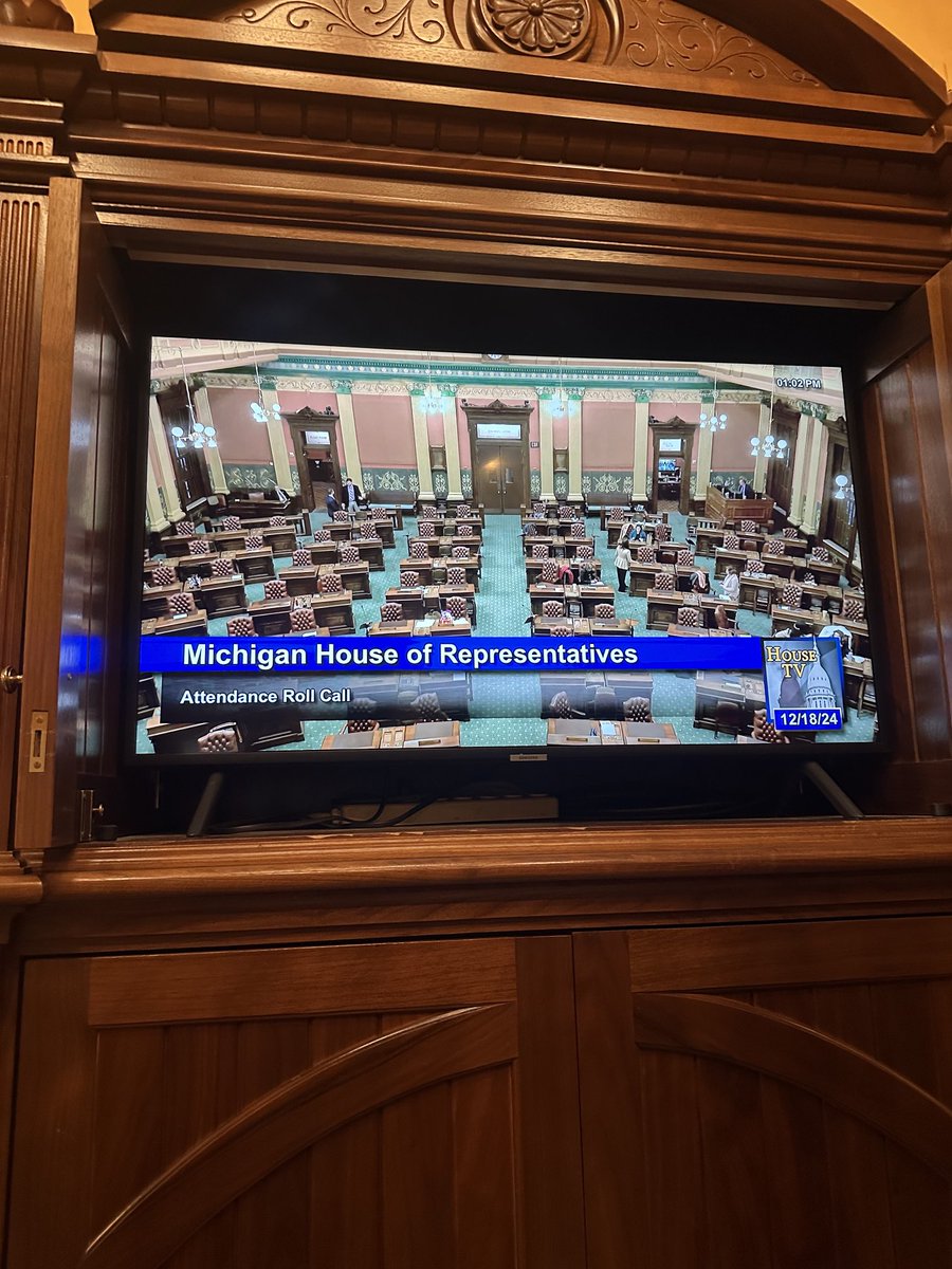 Our House in the final days. We need our legislators HERE to do their jobs. Survivors of sexual assault are counting on you to get these bills to help prevent CSC over the line.