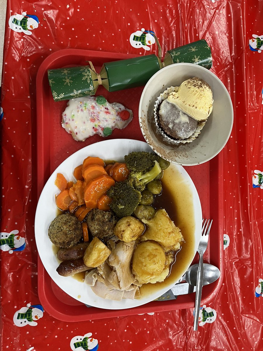 Mrs Arnold tweet media