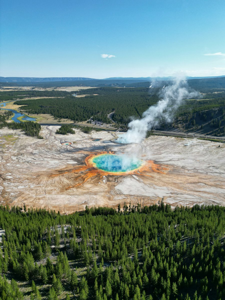 alluring_planet's tweet photo. Alluring Planet: Exploring Yellowstone: A Comprehensive Guide to Am... https://t.co/1P4NgJvXP3 https://t.co/Csptd1LLxk