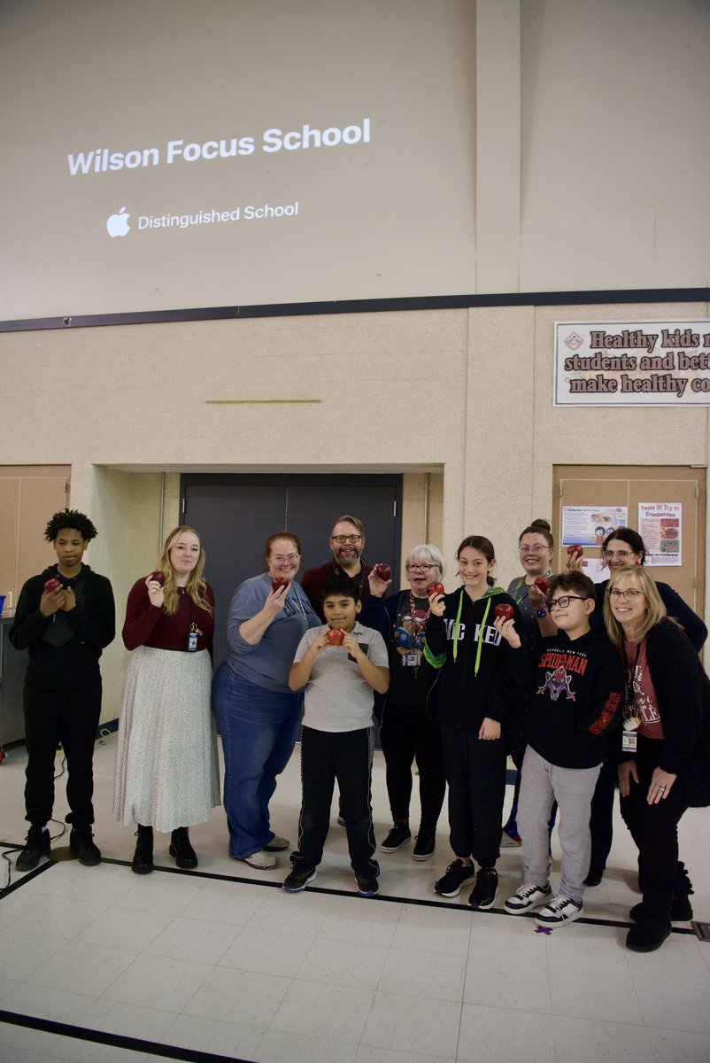 BrianaMcLeodLa1's tweet photo. Wilson Focus has achieved the prestigious status of Apple Distinguished School! Proud of the hard work & innovation that led to this incredible milestone & recognition! #AppleDistinguished #OPSPROUD #WilsonFocus https://t.co/hDZoMlNEAx