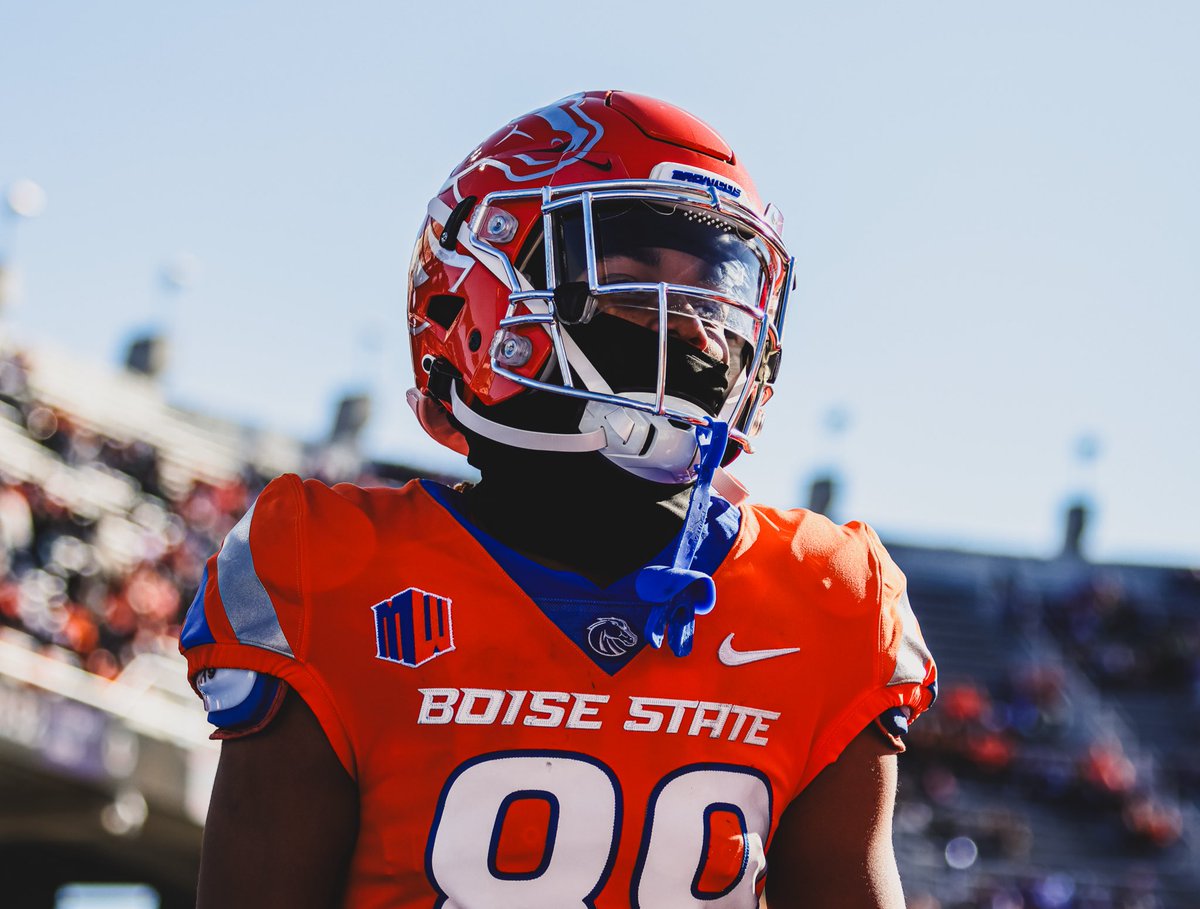 It’s all love Boise State💙🧡 I’m officially in the transfer portal with 3 years left of eligibility!