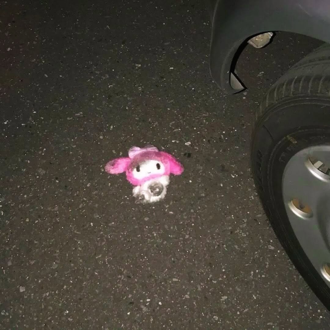 daiIysanrio's tweet photo. life lately https://t.co/LTl5CzKVnf
