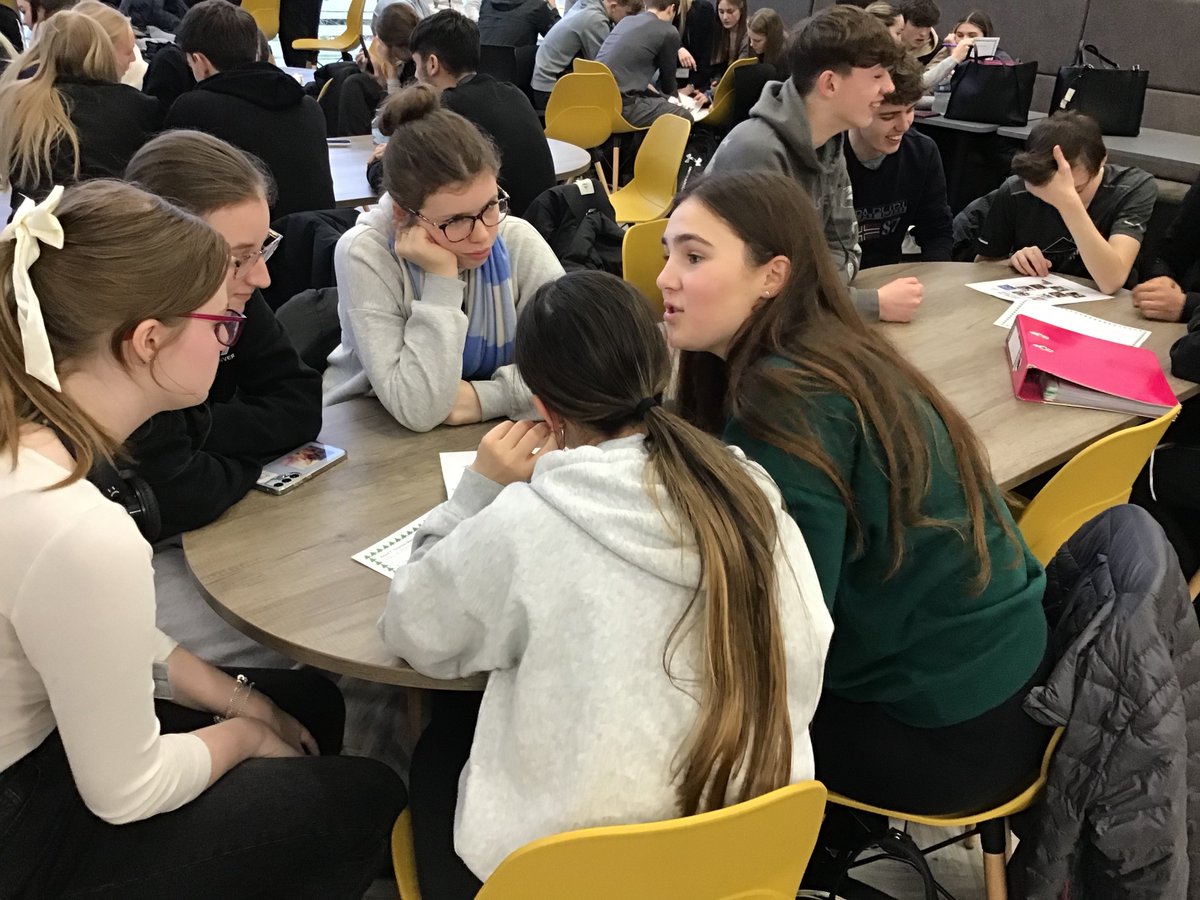 Ormskirk 6th Form tweet media