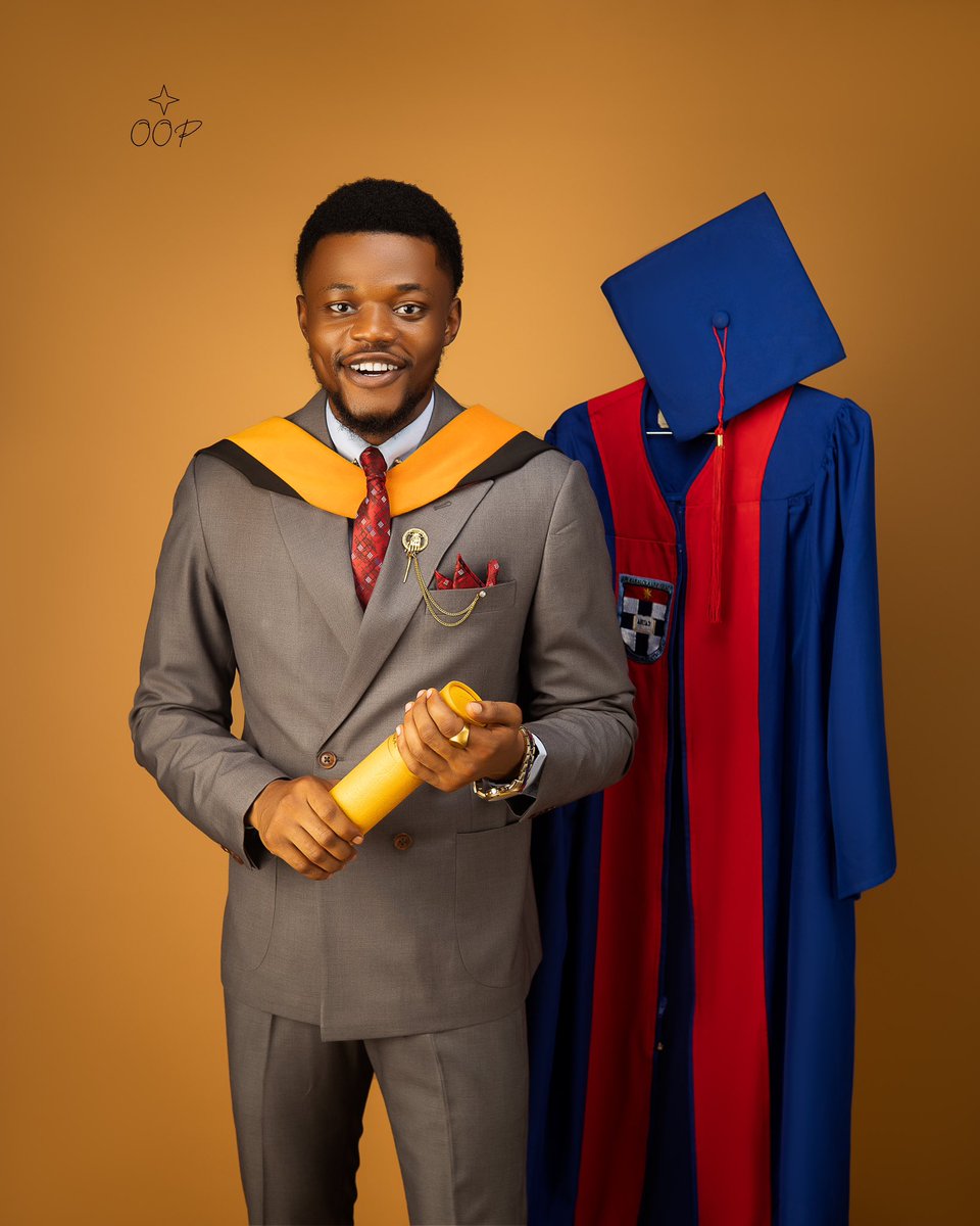 Collinsmag_'s tweet photo. DR NWOKPOR NNAEMEKA COLLINS (MB;BS ABUAD)

God is the Greatest 🙏❤️ https://t.co/x4VyGf3XBh