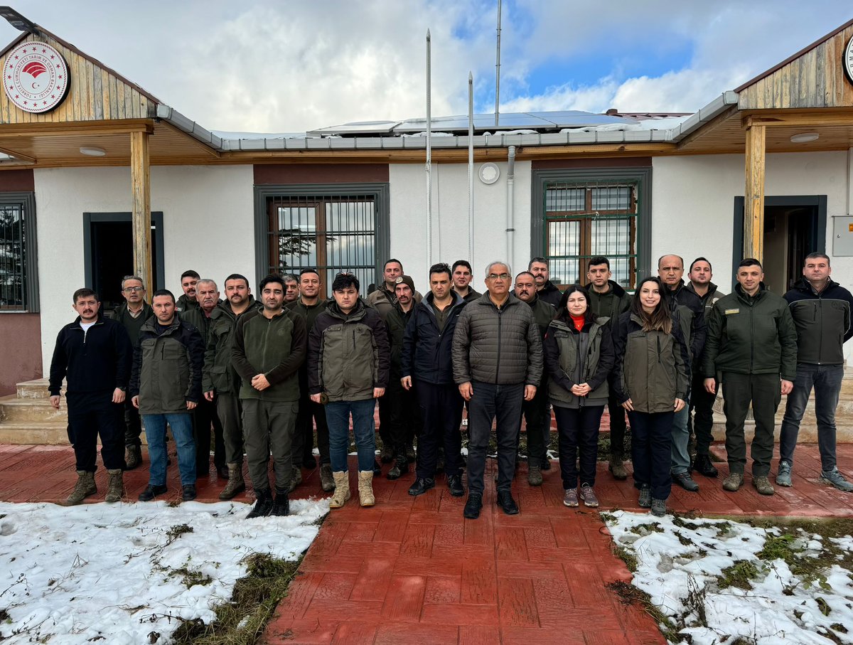İşletme Müdürlüğümüzü başarıdan başarıya koşturan tüm ekibimizle bir araya geldik,2025 yılında daha iyisini bir adım  ileriye götürmek yeni hedefimiz , herşey daha yeşil bir vatan için........