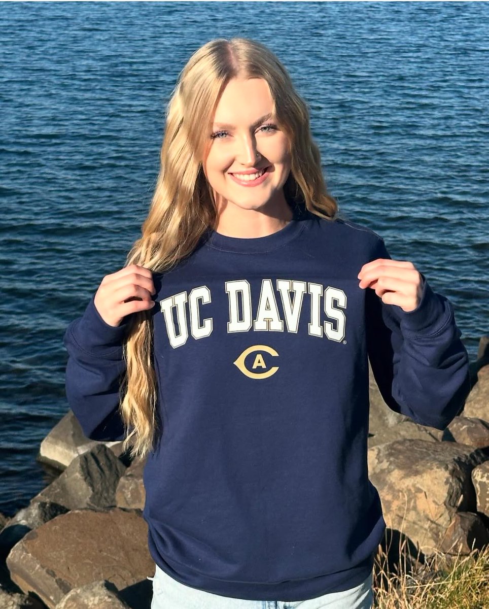 Addi_Vande_2026's tweet image. Commited to @ucdavissoftball ! #GoAgs