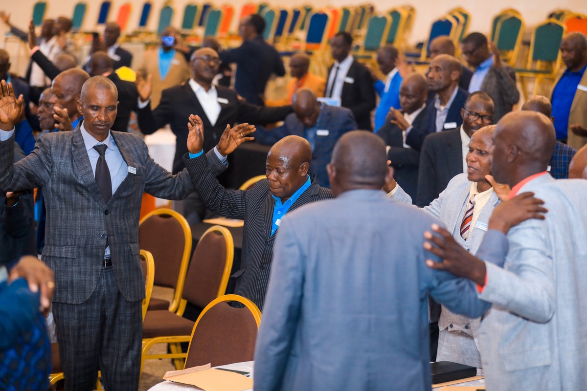 Umushumba Mukuru nyuma yo kubambika umudali wanditseho ko babaye abizerwa (#FaithfulMinister) no kubaha Icyemezo cy'ishimwe, yabashimiye ko bakoze neza inshingano za bo bagasoza neza, ababwira ko nubwo basoje inshingano bahabwaga n'Itorero ariko umuhamagaro wo ukomeje.