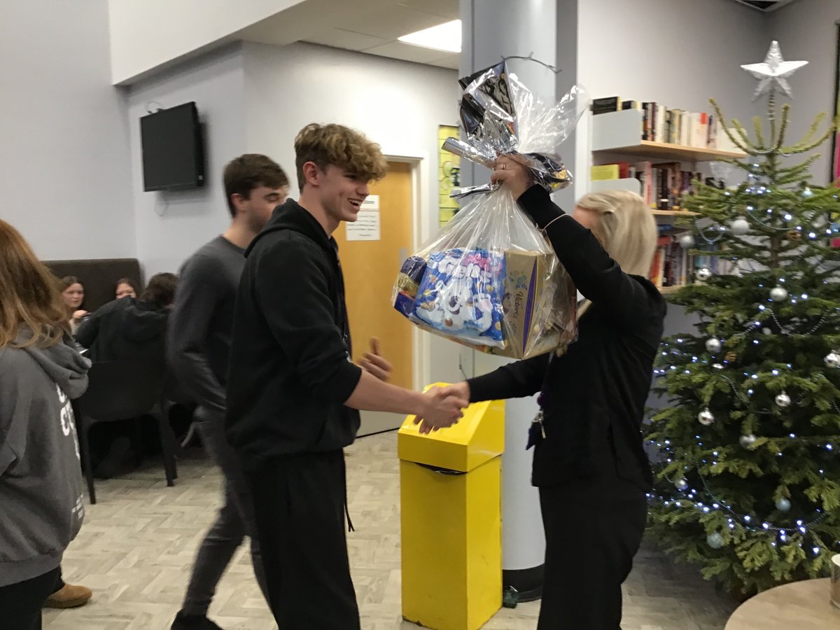 Ormskirk 6th Form tweet media