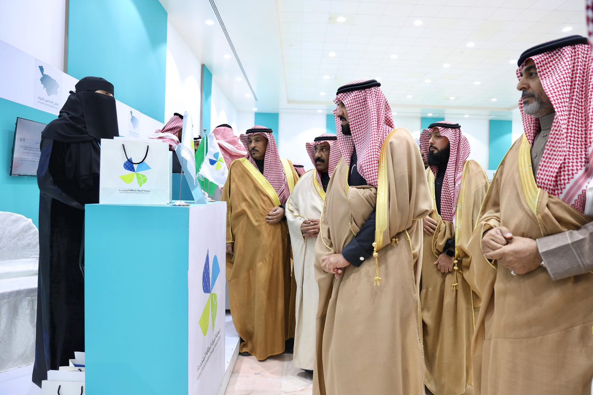 AljoufSA's tweet image. برعاية سمو #أمير_منطقة_الجوف.. وكـيل الإمارة يدشّن ملتقى الصناعيين الأول 2024 بالمنطقة
spa.gov.sa/N2229876
#استثمر_بالجوف
#الجوف_سلة_غذاء_المملكة
#الجوف_عاصمة_الطاقة_المتجددة