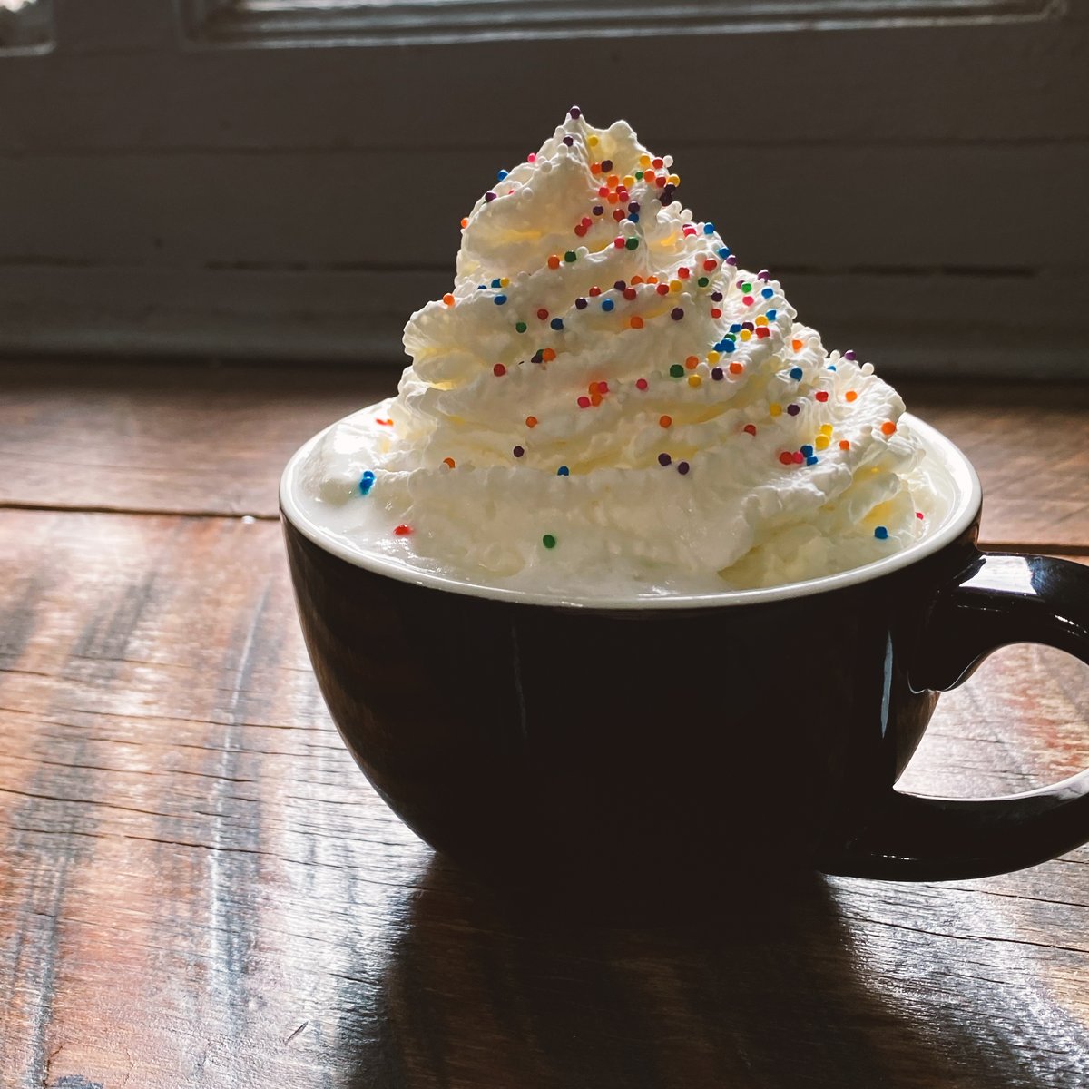 Global Gallery tweet media