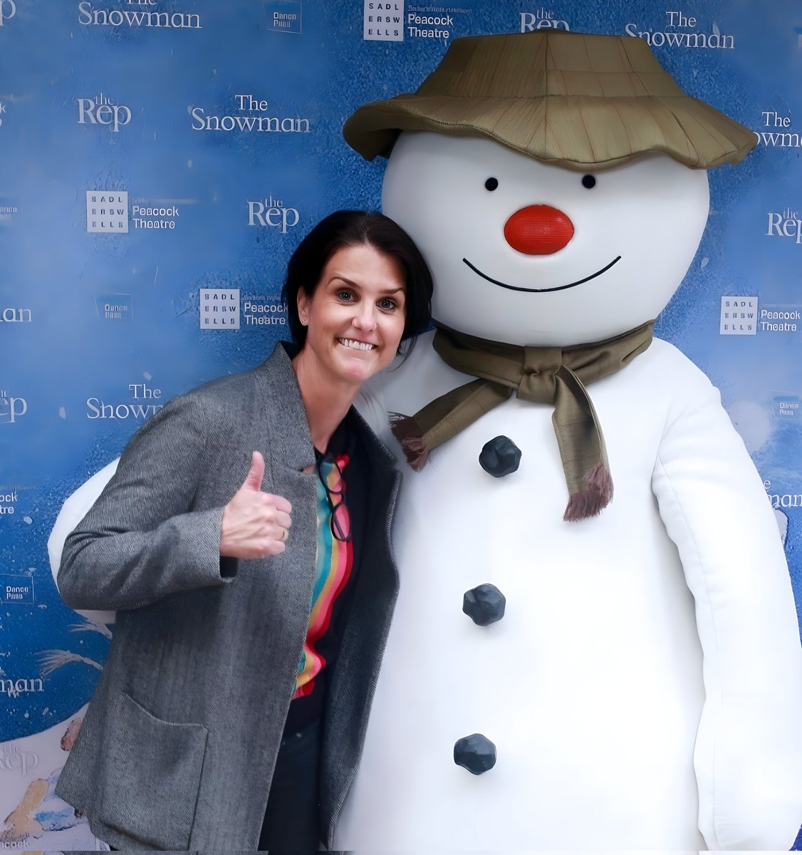 Lovedontjudge's tweet image. I hope that everyone is ready for Christmas ๐ anyone that is feeling sad or alone at this time of year please reach out to me ๐ค i hate to think of anyone feeling this way โค๏ธ I am here for you โค๏ธ and here is a little picture of @heatherpeace to help you feel a bit better ๐ฅฐ