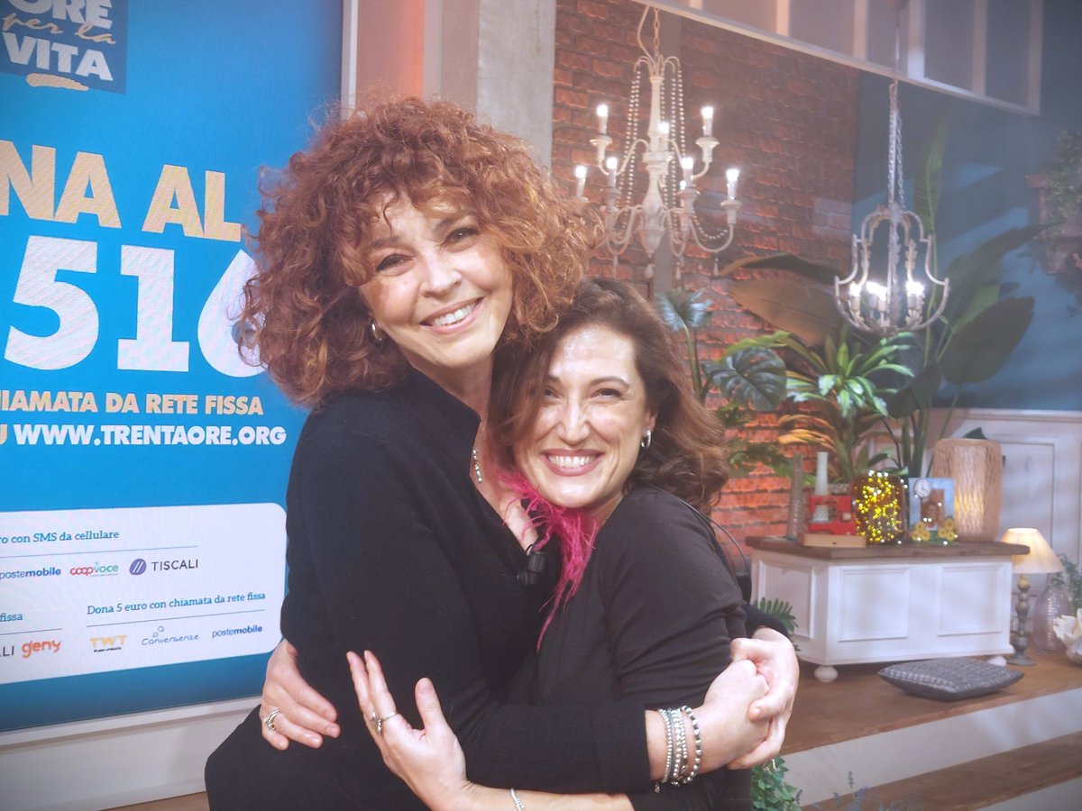 🔴 Natale e grandi classici del cinema
Con <a href="/OrnellaSgroi/">Ornella Sgroi</a> a <a href="/orasolaretv2000/">L'Ora Solare</a> un viaggio nei film che ci fanno sognare ogni anno. Tra poco, alle 12.20 #canale28, 157 Sky, tv2000.it 

📺 Scoprili su #Tv2000: magia, emozioni e famiglia!
#FilmDiNatale