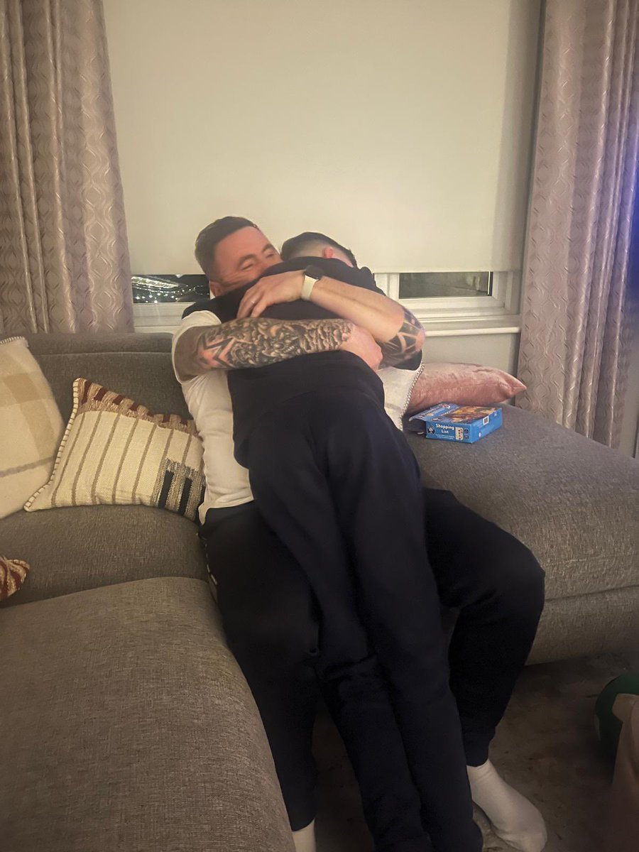 Ian Lowry tweet media