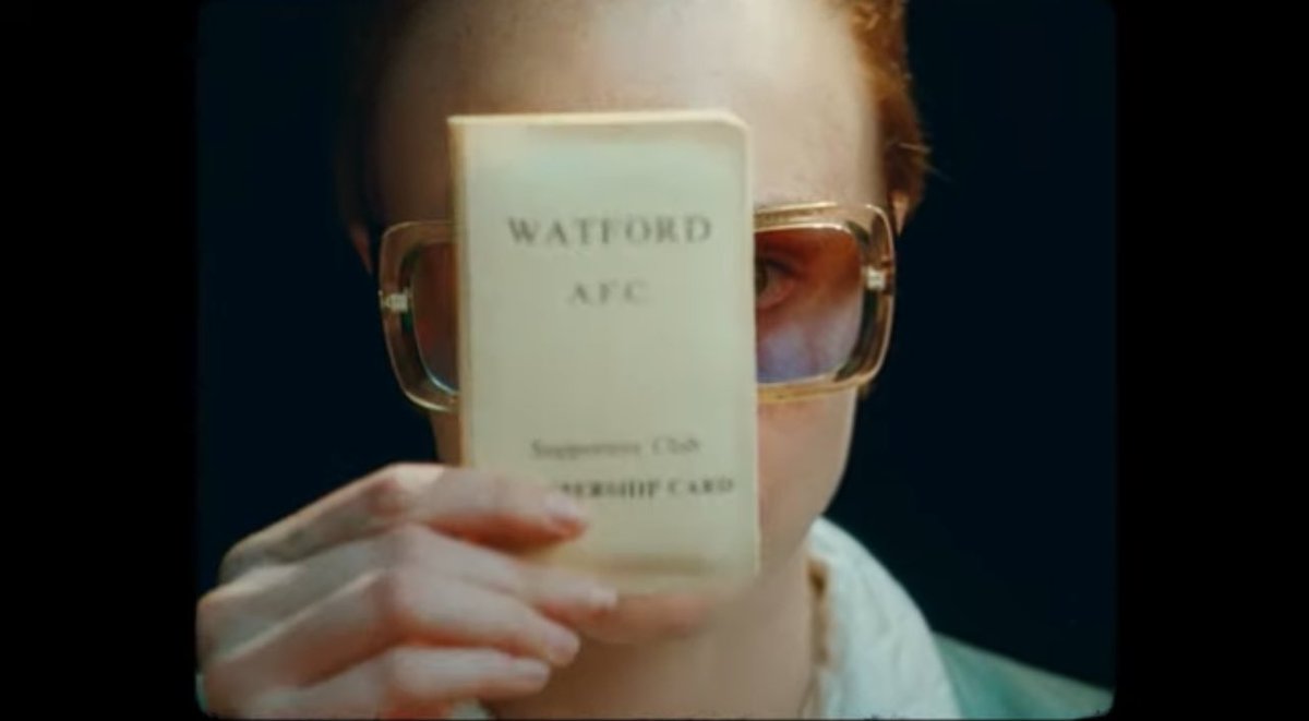 WELL DONE, Cara Delevingne!!! 

youtu.be/dVptrkqoUDc 

<a href="/eltonofficial/">Elton John</a> 🎄 #WatfordFC