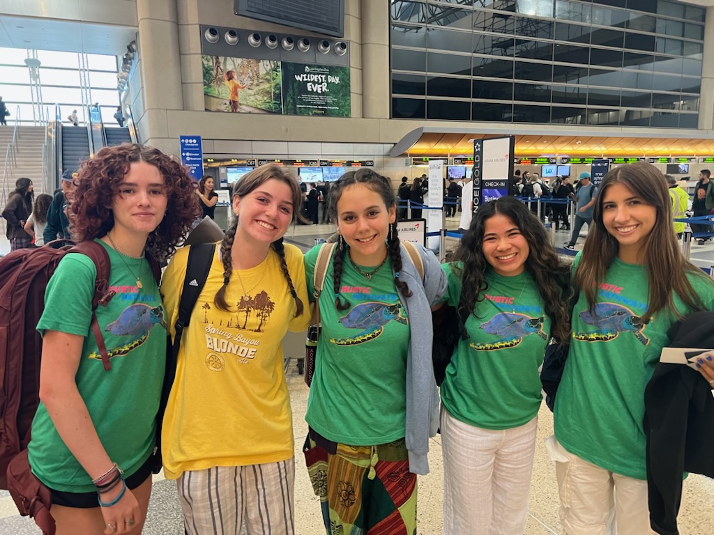 rusticpathways's tweet image. Our Winter Ski &amp;amp; Snow student travelers are leaving tomorrow!☃️ Skiing and winter adventures await! ⁠

If you see our group in Germany or Austria, please say hi👋🏽 And safe travels everyone!⁠

#sorustic #studenttravel #highschoolstudents #winterprogram #winterbreak #skitrip