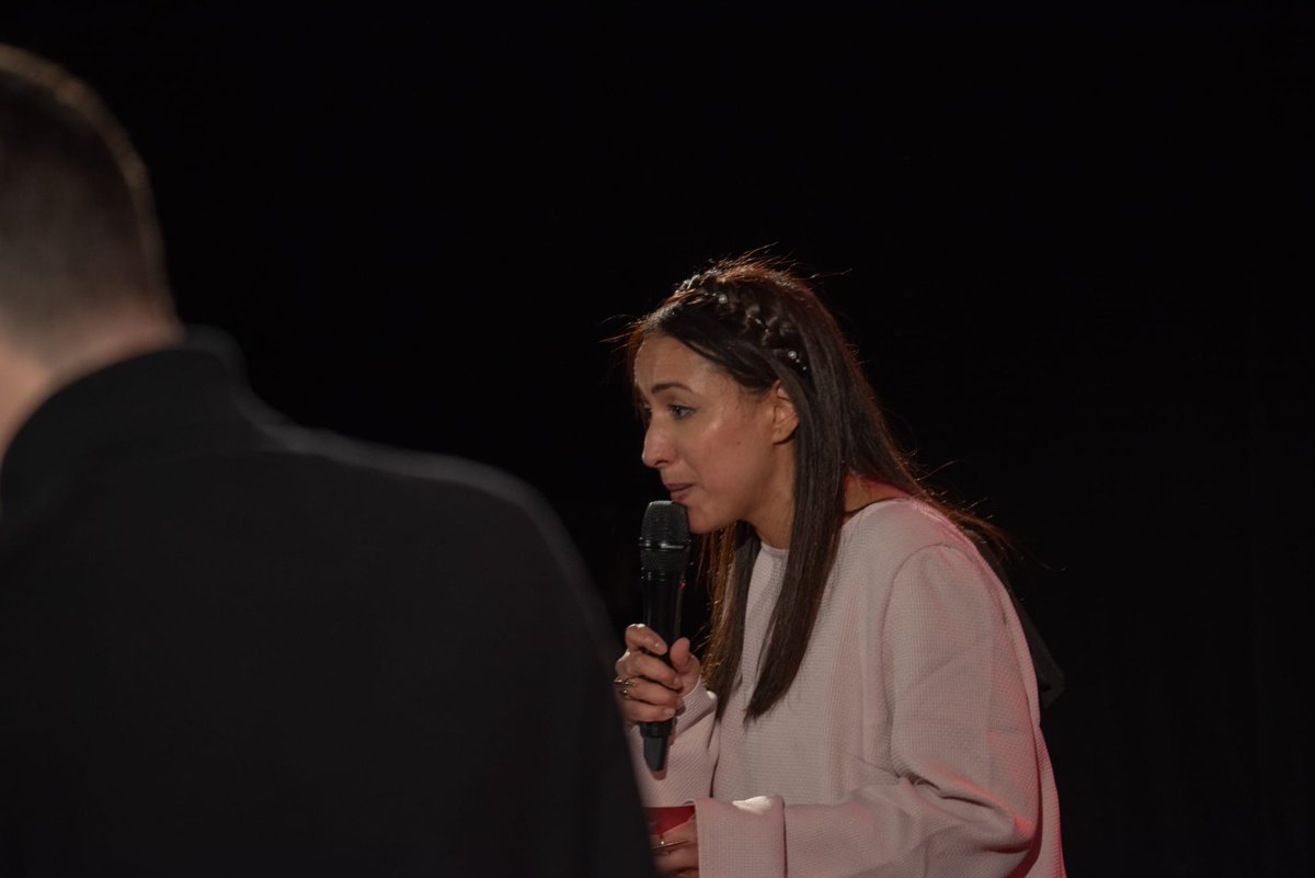 Ce soir c'est le premier grand rassemblement de la <a href="/lignepopulaire/">Ligne Populaire</a>, un mouvement d'un genre nouveau visant à reconnecter la gauche au peuple #meetinglignepop