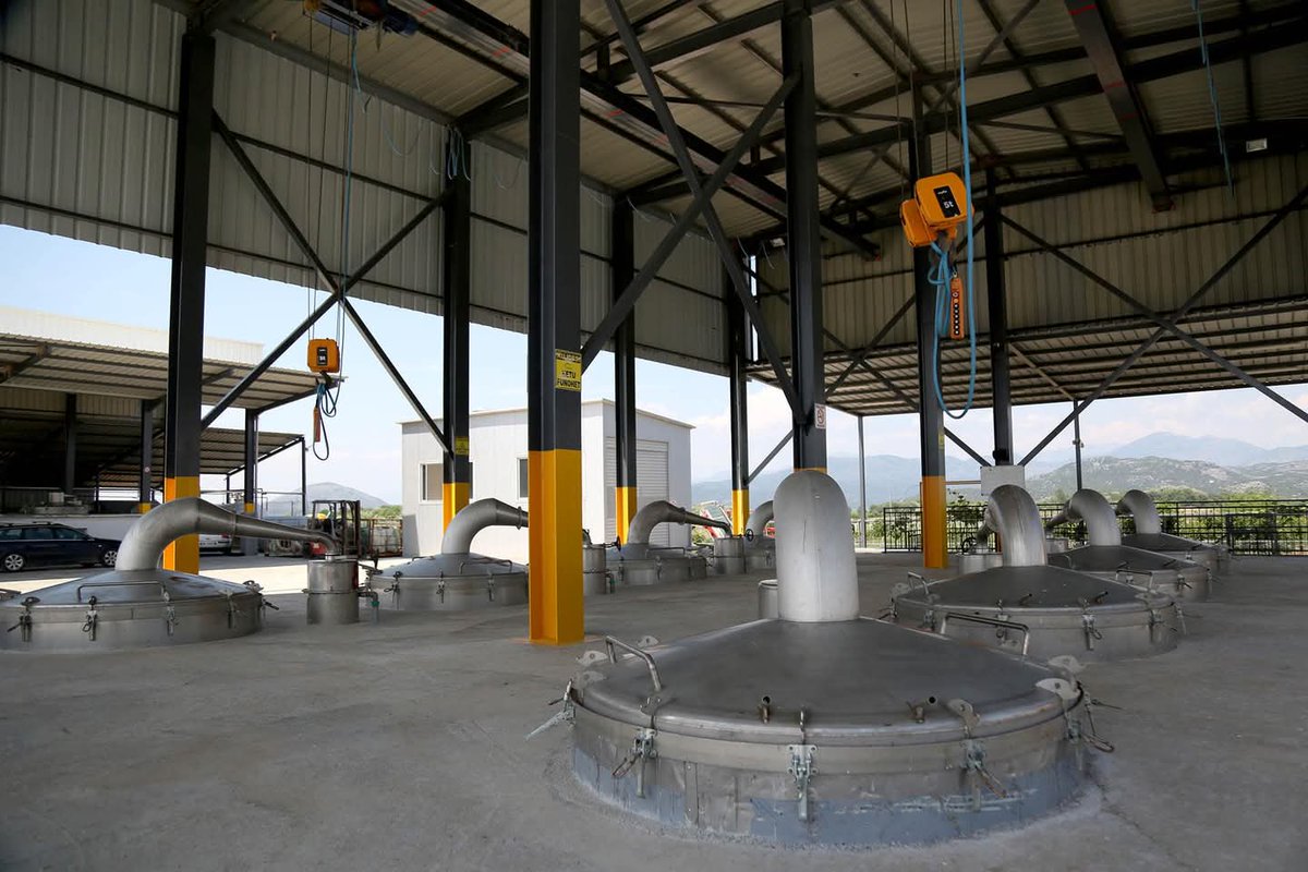 CompeteSebashku's tweet image. Today, on #NationalDiasporaDay and #InternationalMigrantsDay, we celebrate Emiland Skora, a shining example of the incredible potential of the Albanian diaspora.

👉Read the story: lnkd.in/efvhPPGM

Made in Albania, Ready for the World 🇦🇱➡️🌍

#USAIDCompeteSëbashku