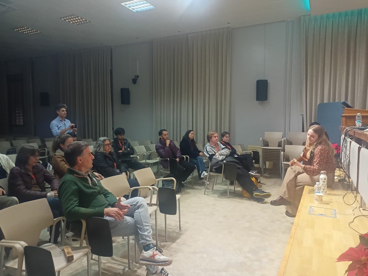 Acabem les jornades amb el concert "conta-m'ho cantant" d'Elena Játiva

Gràcies a tots els ponents, organitzadors i assistents per fer possibles estos tres dies tan intensos de jornades 

#Formació #FP #Xarrades #Educació #OrientacióLaboral #FuturProfessional #ElenaJátiva