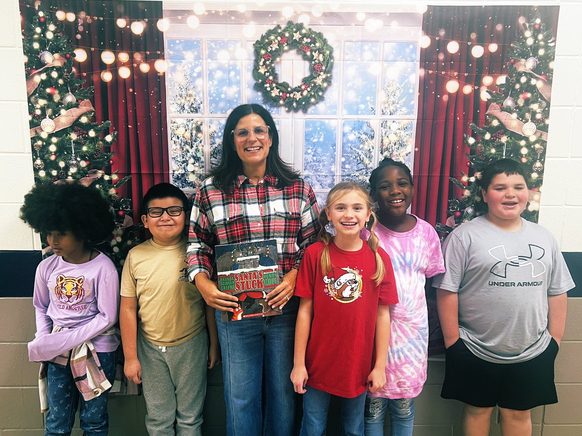 My favorite thing 📚with my favorite <a href="/KnoxESKnights/">Knox ES Knights</a> today!  💙🩶