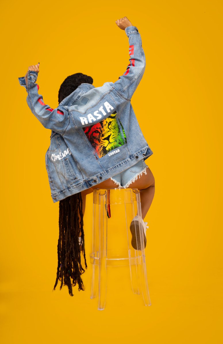 Cooyah Clothing (@cyevolution) on Twitter photo Drop a ❤️ if you love reggae!
Model: <a href="/IIKayaIses/">sheisiikayaises</a>
Photographer: Total Illusion Imagery
cooyah.com/products/produ… Drop a ❤️ if you love reggae!
Model: <a href="/IIKayaIses/">sheisiikayaises</a>
Photographer: Total Illusion Imagery
cooyah.com/products/produ…