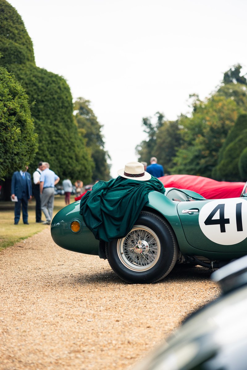 Concours of Elegance tweet media