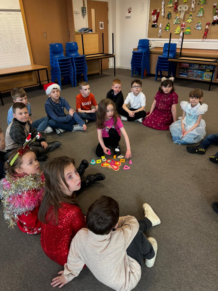 Room 2 and 3 enjoyed their Christmas party 🥳 🎄🎅
