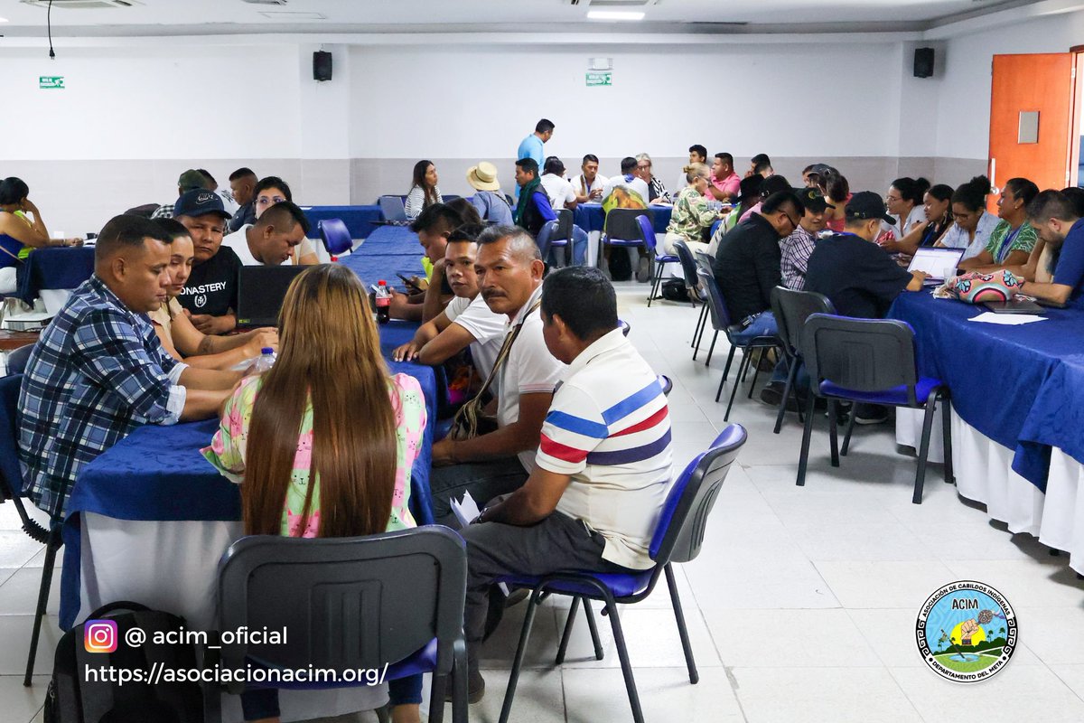 ACIM_OFICIAL's tweet photo. ✍️🏽| Médicos tradicionales, sabedores, Autoridades, líderes y lideresas territoriales, participaron en la Mesa Permanente de Concertación Interinstitucional de los Pueblos Indígenas del Meta, orientada específicamente para abordar temas de salud. @GobiernoMayor https://t.co/ujhxlyhUJC