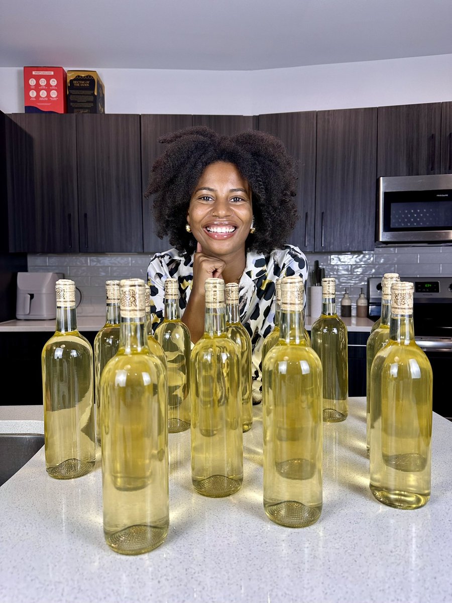 veganhippiesol's tweet photo. Home Pineapple Mango Wine. 🍷 Interested in buying my wine? Fill out this form: 

https://t.co/HaOiCatHfs https://t.co/gksWz2Ug0N