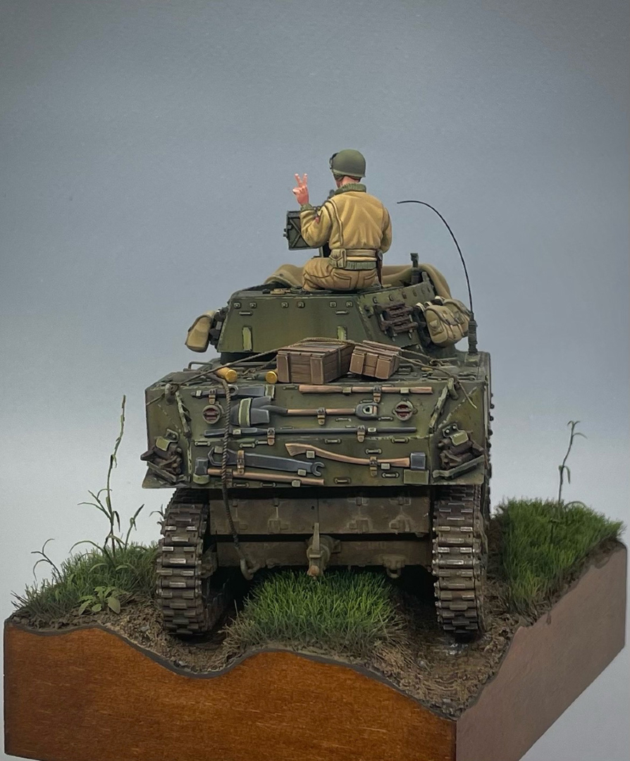 KoshkinModels's tweet photo. The 75 mm howitzer motor carriage #M8 was a selfpropelled howitzer vehicle of the United States in use during World War II. It was developed on the chassis of the #M5Stuart tank and was equipped with a M116 howitzer in an M7 mount.
#wwii #hobby #wwiihistory #hobbyminiatures #military #hobbymodeling