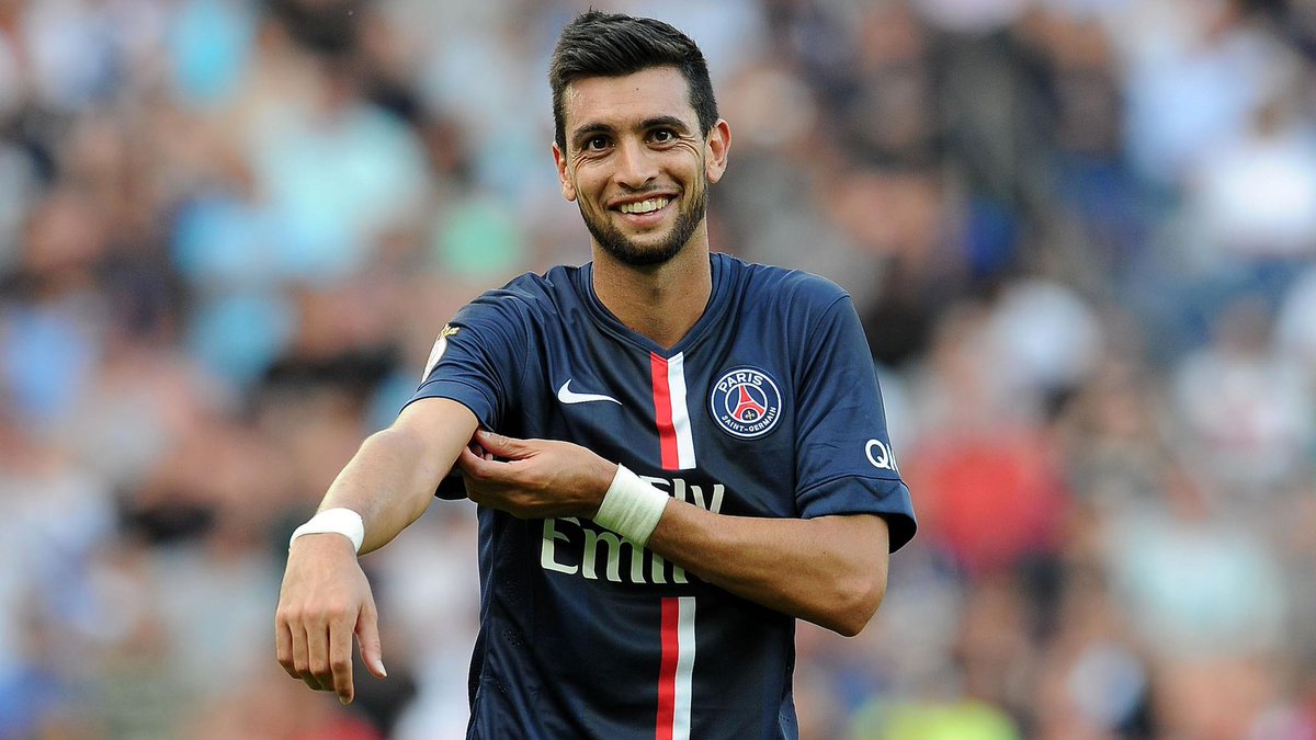 Rouille7's tweet photo. @PSGofLegend Ok pour Zlatan, mais j’aimerais revoir un peu de magie aussi… https://t.co/J8hi4EtlJy
