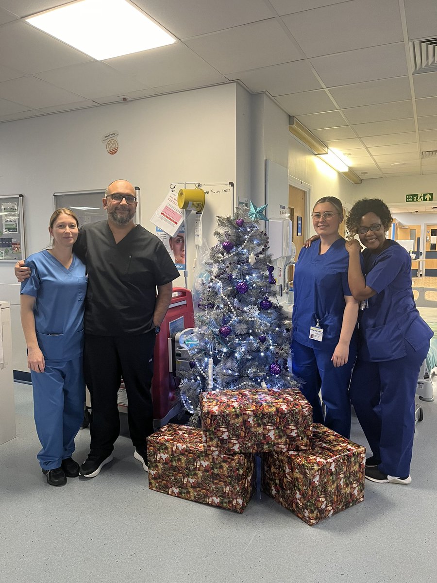 Alison Murphy (@murph_bongo) on Twitter photo Thank you to TeamED who have kindly brought in items to donate for the Brick collection <a href="/WWLNHS/">WWL NHS</a> <a href="/wwl_ecc/">WWL EMERGENCY CARE ๐</a> all wrapped and ready to be delivered tomorrow <a href="/Amandaahmed2/">Amanda ahmed</a> <a href="/GemBurrows/">Gemma Burrows</a> Thank you to TeamED who have kindly brought in items to donate for the Brick collection <a href="/WWLNHS/">WWL NHS</a> <a href="/wwl_ecc/">WWL EMERGENCY CARE ๐</a> all wrapped and ready to be delivered tomorrow <a href="/Amandaahmed2/">Amanda ahmed</a> <a href="/GemBurrows/">Gemma Burrows</a>