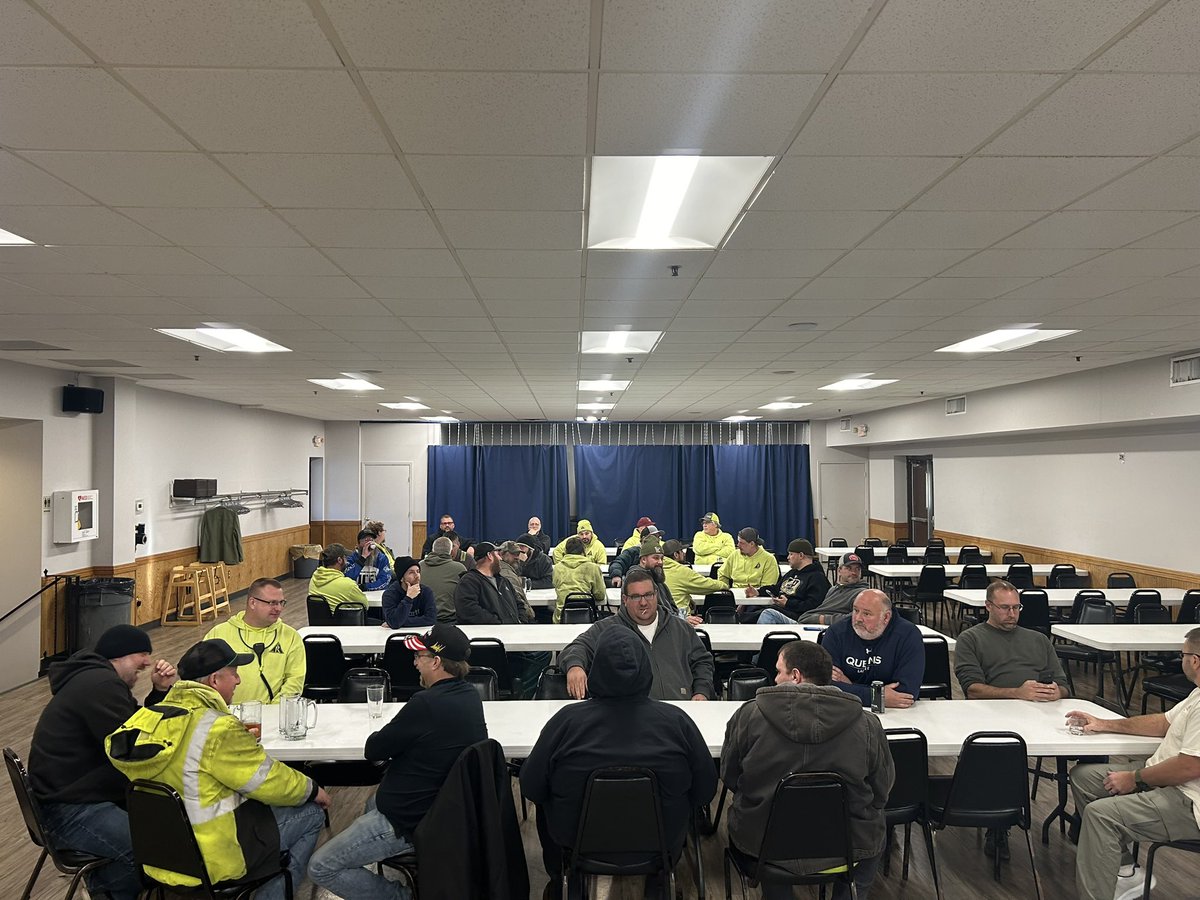 Congratulations to Rahr malting on a 4 year deal ratified this week! No concessions were made! Great wage increases, healthcare intact, updated working conditions and other Teamster benefits were won!