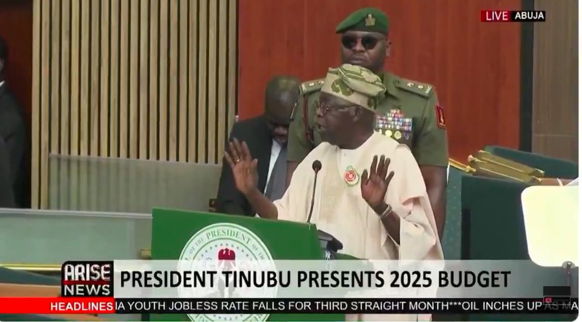 renoomokri's tweet photo. That "you are all re-elected" joke by President Tinubu today has also ensured his own re-election, God sparing his life! 

Such an authentic show of leadership. The man did not even pretend. He fessed up and said, "I wrote eleven". He showed the entire nation that he thinks on his feet. And his hand gesture as he said it projected honesty. What a man! 

#TableShaker