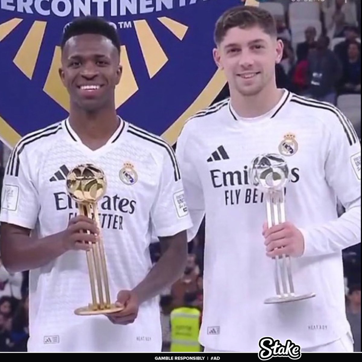 totalcristiano's tweet photo. 2022                                                       2024 https://t.co/r3tiZKCFVY