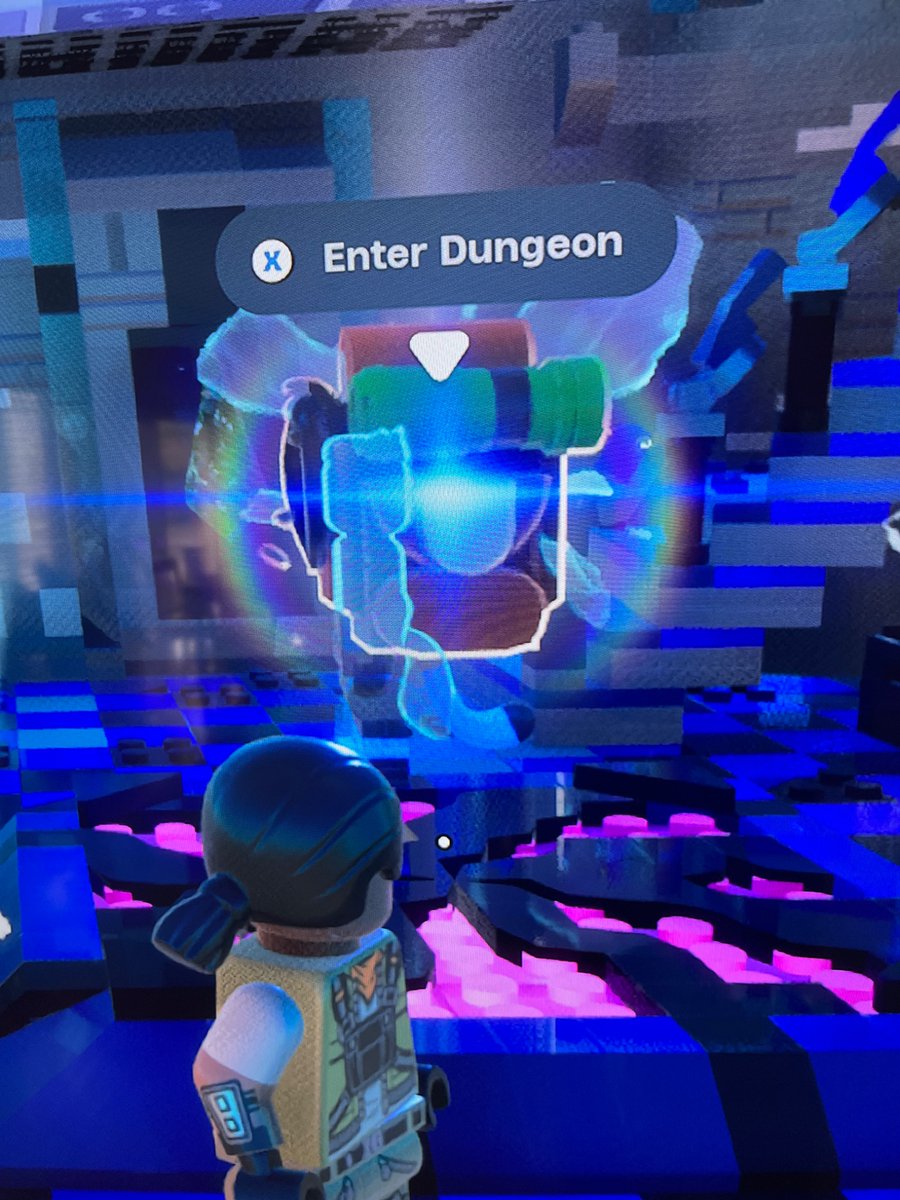 Superstigs's tweet photo. @LEGOFN_Status @LEGOFortnite Raven sent me packing but now I can’t get my gear. Might be the final straw in me playing any #Fortnite. Please help. https://t.co/iUP3Dr60jZ